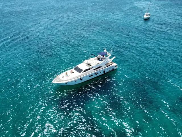 Off The Hook YS plant den Börsengang an der NYSE American. Das Unternehmen erzielt rund 99 Millionen US-Dollar Umsatz, betreibt 9 Standorte, verfügt über eine eigene Finanzierungssparte und nutzt ein KI-basiertes CRM-System. Alle Details zum geplanten IPO im Überblick.