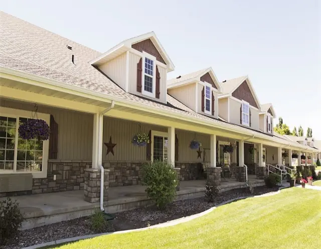 Janus Living IPO 2026 | DieSpekulanten Janus Living plant den Börsengang an der NYSE unter dem Ticker JAN. Als erster reiner Senior-Housing-REIT umfasst das Portfolio 34 Communities mit insgesamt 10.422 Einheiten und entsteht als Spin-off von Healthpeak Properties.