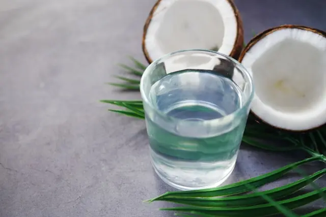 Vita Coco IPO 2021 | DieSpekulanten Mit dem Ticker COCO startet Vita Coco an der Nasdaq: Der Kokoswasser-Marktführer hält 46 % Marktanteil in den USA, erzielt 311 Mio. US-Dollar Umsatz und schreibt einen Nettogewinn. Alle Details zum Börsengang.